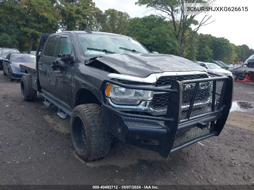 2019 Ram 2500 Tradesman 4X4 8' Box VIN: 3C6UR5HJXKG626615 Lot: 40492712