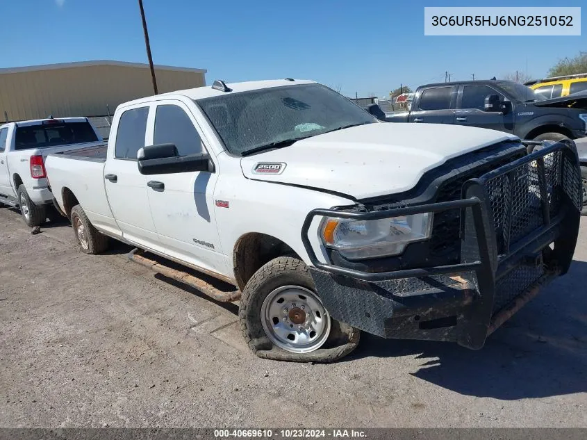 2022 Ram 2500 Tradesman 4X4 8' Box VIN: 3C6UR5HJ6NG251052 Lot: 40669610