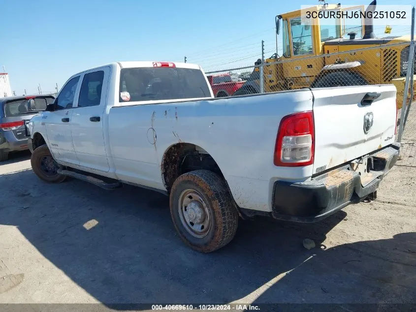 2022 Ram 2500 Tradesman 4X4 8' Box VIN: 3C6UR5HJ6NG251052 Lot: 40669610