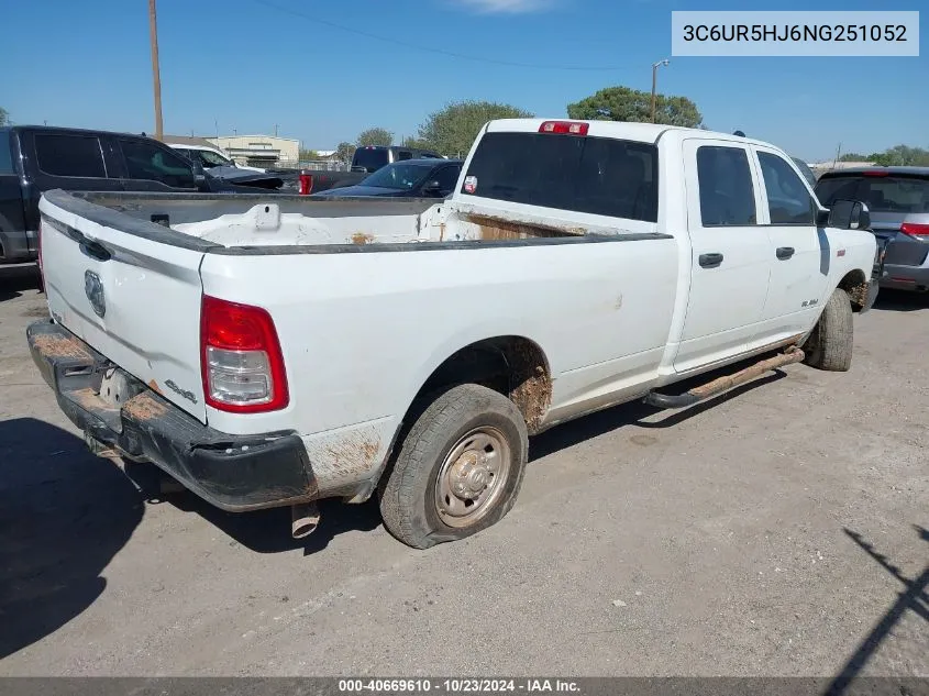 2022 Ram 2500 Tradesman 4X4 8' Box VIN: 3C6UR5HJ6NG251052 Lot: 40669610