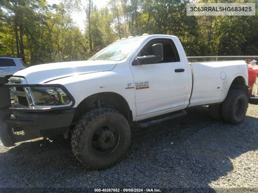 3C63RRAL5HG683425 2017 Ram 3500 Tradesman Regular Cab 4X4 8' Box