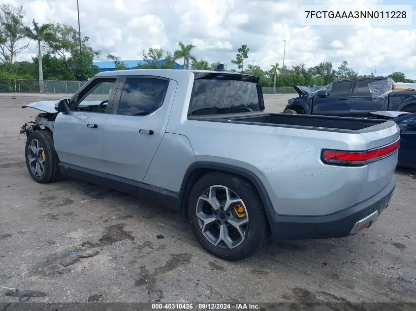 7FCTGAAA3NN011228 2022 Rivian R1T Adventure