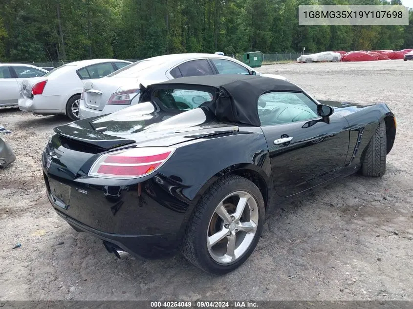 1G8MG35X19Y107698 2009 Saturn Sky Red Line