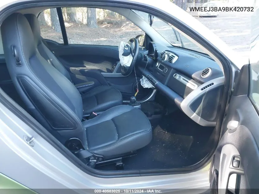 WMEEJ3BA9BK420732 2011 Smart Fortwo Passion/Pure