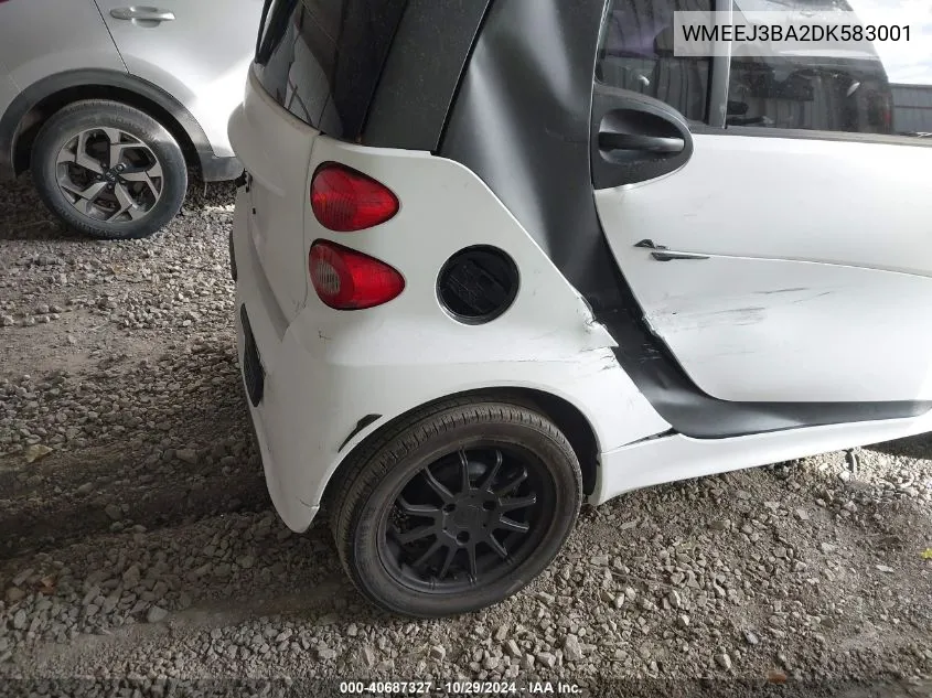 2013 Smart Fortwo Passion/Pure VIN: WMEEJ3BA2DK583001 Lot: 40687327