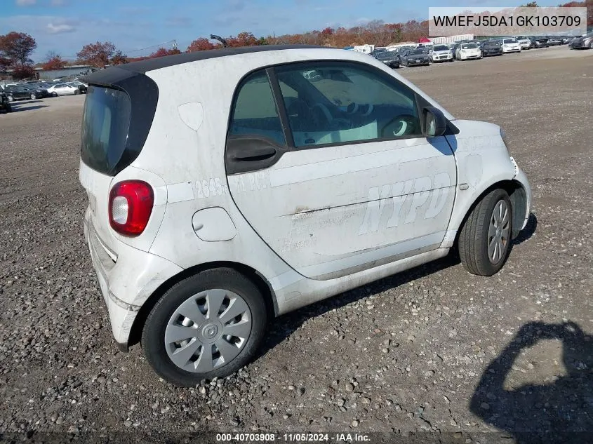 2016 Smart Fortwo VIN: WMEFJ5DA1GK103709 Lot: 40703908