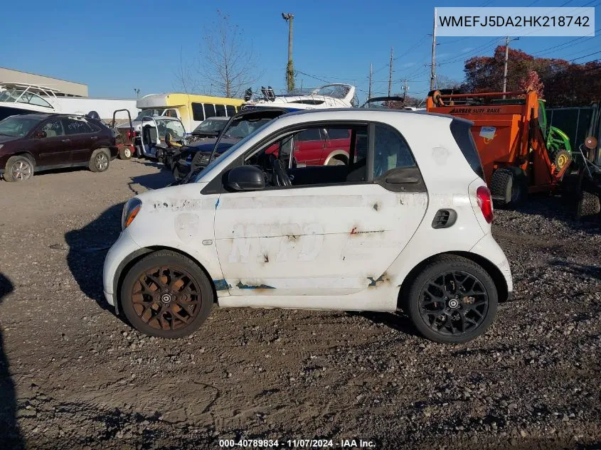 2017 Smart Fortwo Passion/Prime/Proxy/Pure VIN: WMEFJ5DA2HK218742 Lot: 40789834