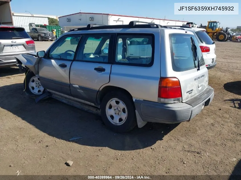 1999 Subaru Forester L VIN: JF1SF6359XH745932 Lot: 40399964