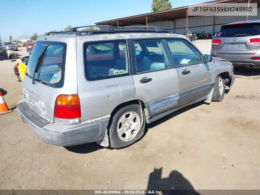 1999 Subaru Forester L VIN: JF1SF6359XH745932 Lot: 40399964