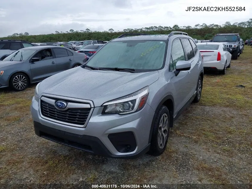 JF2SKAEC2KH552584 2019 Subaru Forester Premium