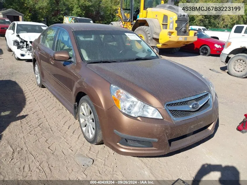 2011 Subaru Legacy 2.5I Limited VIN: 4S3BMCJ67B3223199 Lot: 40439204