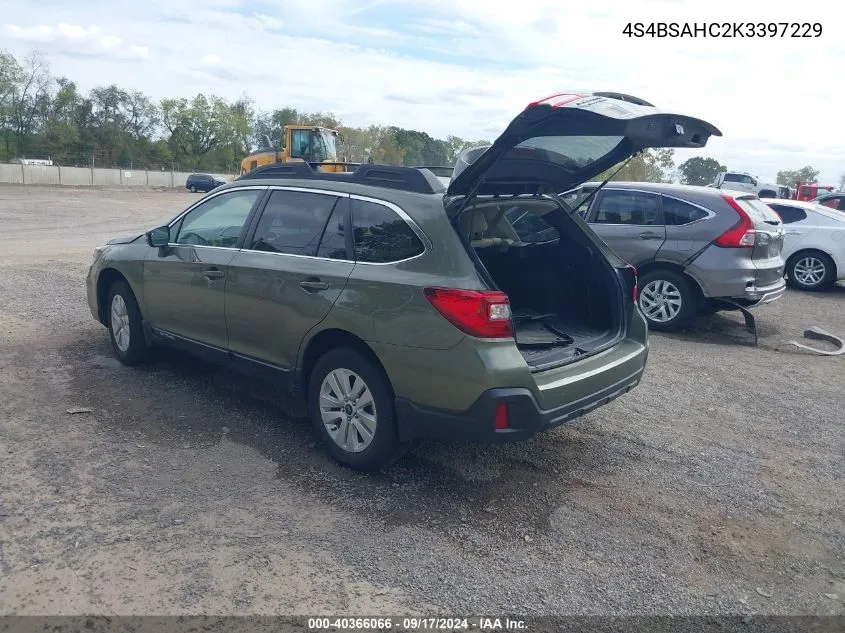 2019 Subaru Outback 2.5I Premium VIN: 4S4BSAHC2K3397229 Lot: 40366066