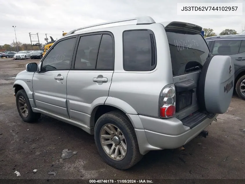 2004 Suzuki Grand Vitara Ex/Lx VIN: JS3TD62V744102957 Lot: 40746178