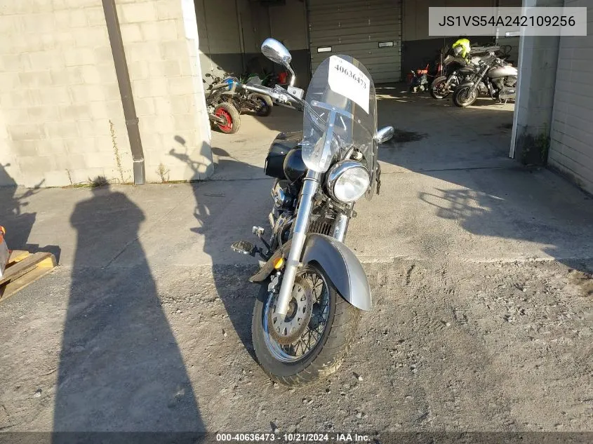 2004 Suzuki Vl800 VIN: JS1VS54A242109256 Lot: 40636473