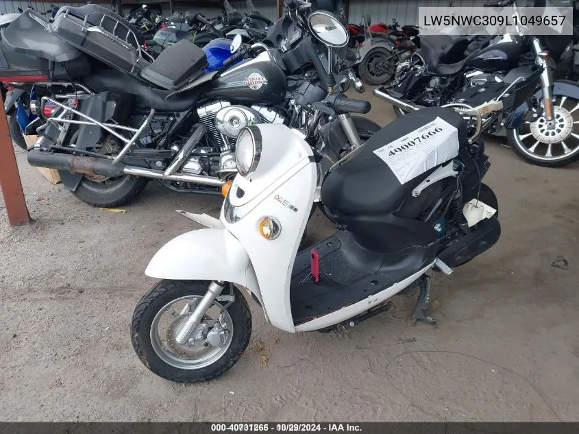 2020 Sym Scooter VIN: LW5NWC309L1049657 Lot: 40731265