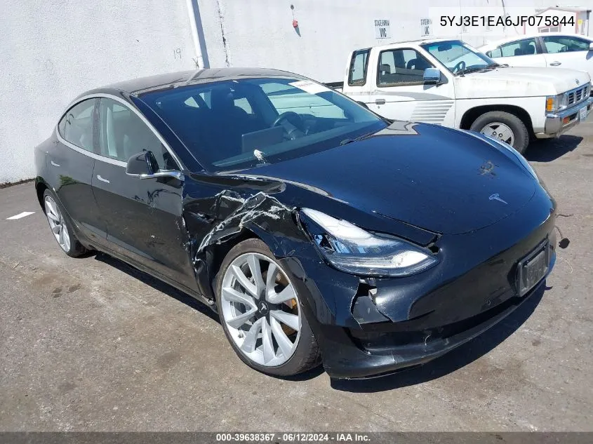 2018 Tesla Model 3 Long Range/Mid Range VIN: 5YJ3E1EA6JF075844 Lot: 39638367