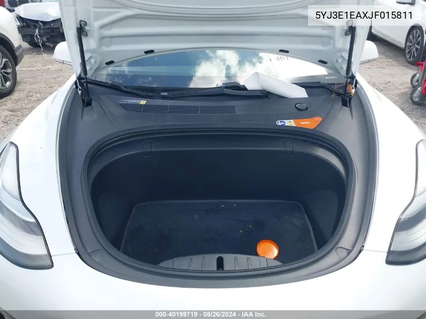 5YJ3E1EAXJF015811 2018 Tesla Model 3 Long Range/Mid Range