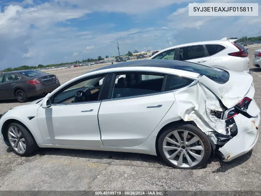 2018 Tesla Model 3 Long Range/Mid Range VIN: 5YJ3E1EAXJF015811 Lot: 40199719