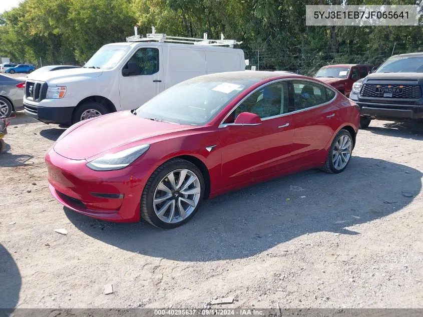 2018 Tesla Model 3 Long Range/Performance VIN: 5YJ3E1EB7JF065641 Lot: 40295637