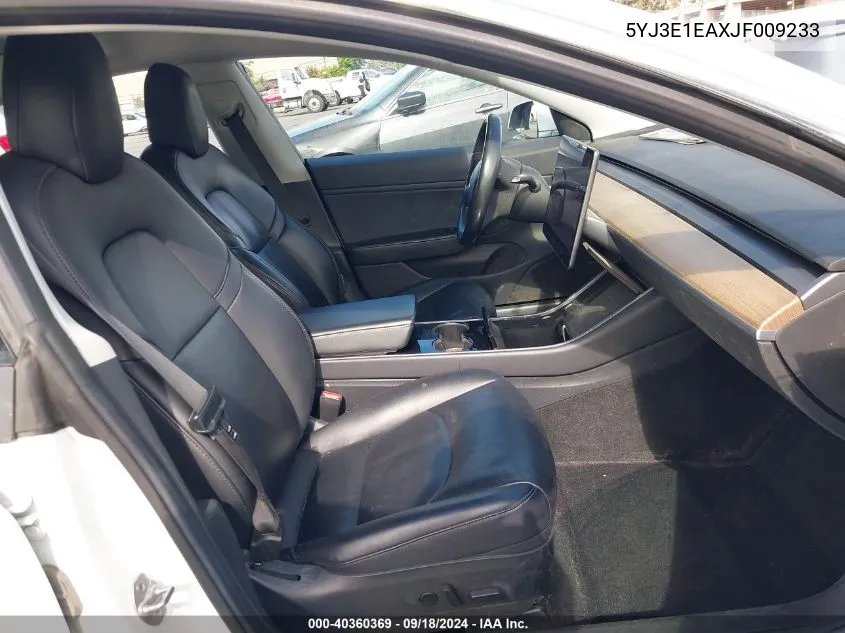 5YJ3E1EAXJF009233 2018 Tesla Model 3 Long Range/Mid Range