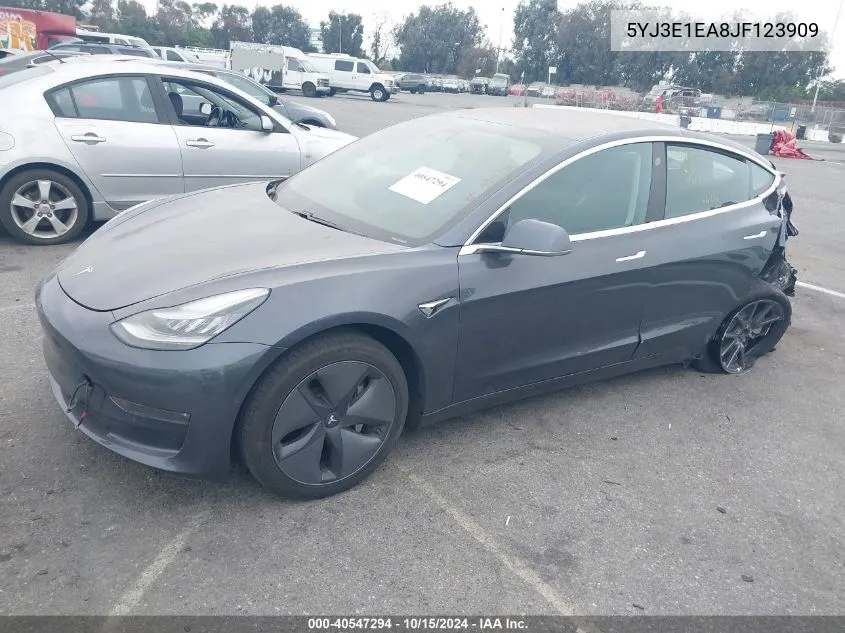 2018 Tesla Model 3 Long Range/Mid Range VIN: 5YJ3E1EA8JF123909 Lot: 40547294