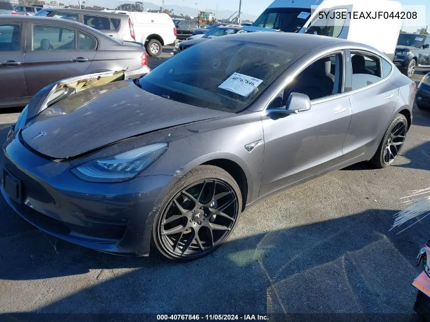 2018 Tesla Model 3 Long Range/Mid Range VIN: 5YJ3E1EAXJF044208 Lot: 40767846