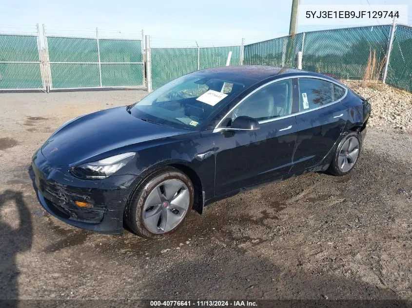 2018 Tesla Model 3 Long Range/Performance VIN: 5YJ3E1EB9JF129744 Lot: 40776641