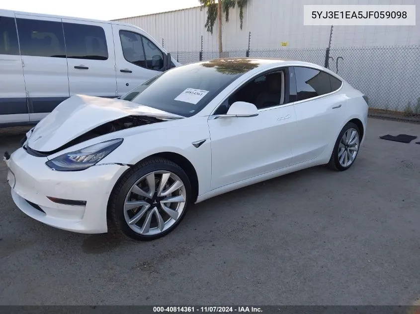 2018 Tesla Model 3 Long Range/Mid Range VIN: 5YJ3E1EA5JF059098 Lot: 40814361