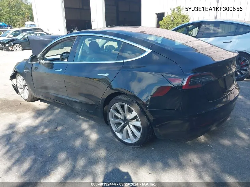 2019 Tesla Model 3 Long Range/Mid Range/Standard Range/Standard Range Plus VIN: 5YJ3E1EA1KF300656 Lot: 40392444