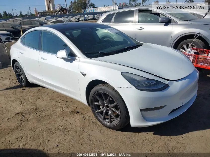 2019 Tesla Model 3 Long Range/Mid Range/Standard Range/Standard Range Plus VIN: 5YJ3E1EA3KF425125 Lot: 40642576