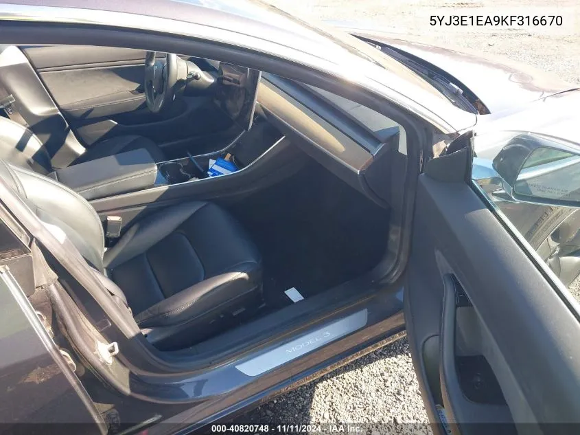 2019 Tesla Model 3 Long Range/Mid Range/Standard Range/Standard Range Plus VIN: 5YJ3E1EA9KF316670 Lot: 40820748