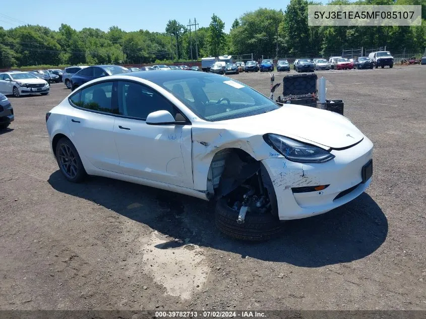 5YJ3E1EA5MF085107 2021 Tesla Model 3 Standard Range Plus Rear-Wheel Drive