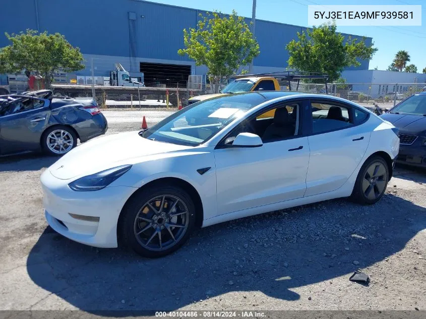 2021 Tesla Model 3 Standard Range Plus Rear-Wheel Drive VIN: 5YJ3E1EA9MF939581 Lot: 40104486