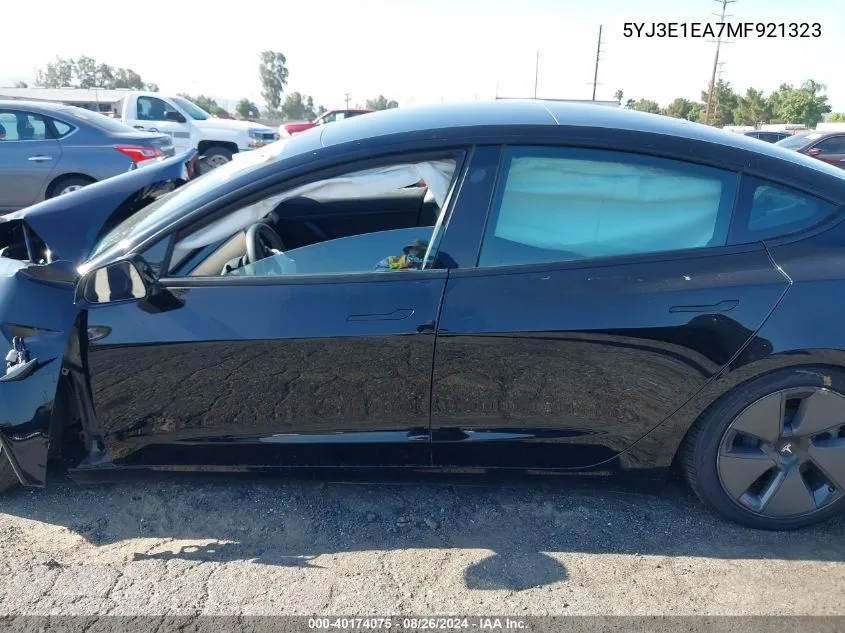 2021 Tesla Model 3 Standard Range Plus Rear-Wheel Drive VIN: 5YJ3E1EA7MF921323 Lot: 40174075