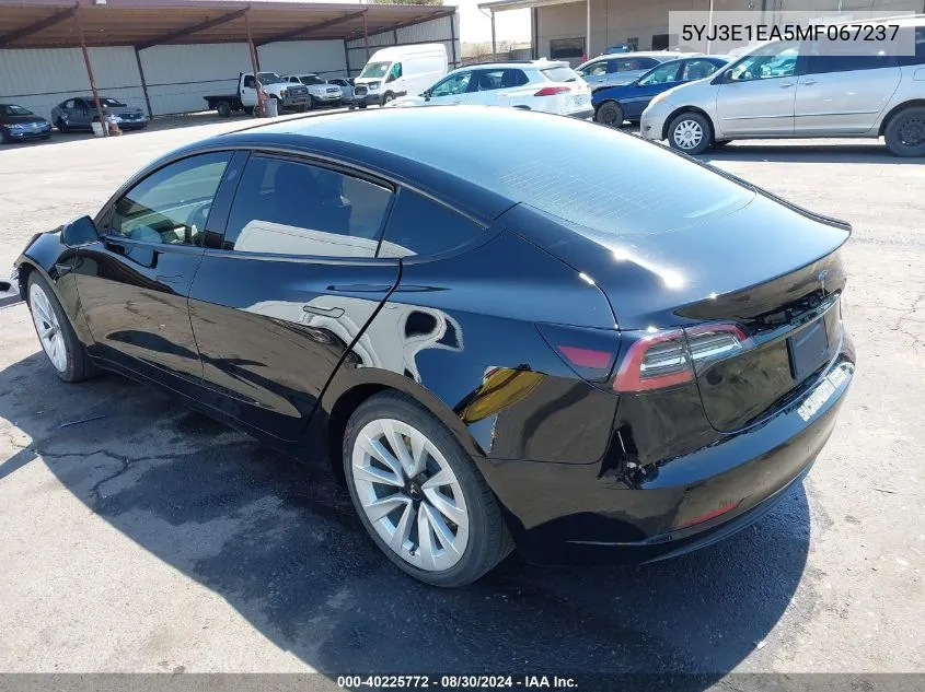 2021 Tesla Model 3 Standard Range Plus Rear-Wheel Drive VIN: 5YJ3E1EA5MF067237 Lot: 40225772