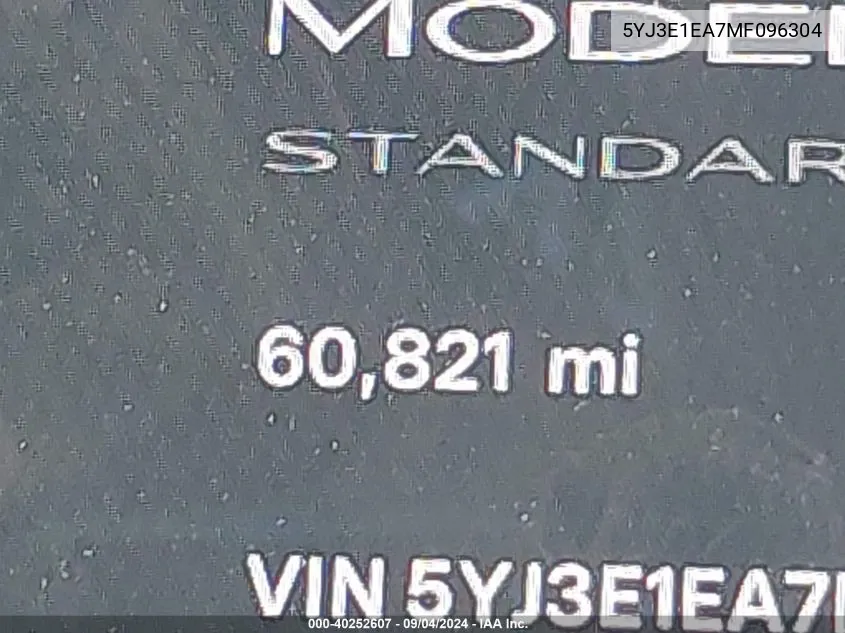 2021 Tesla Model 3 Standard Range Plus Rear-Wheel Drive VIN: 5YJ3E1EA7MF096304 Lot: 40252607