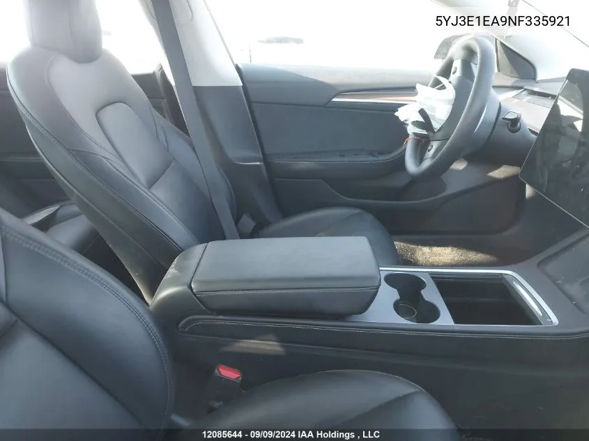 5YJ3E1EA9NF335921 2022 Tesla Model 3