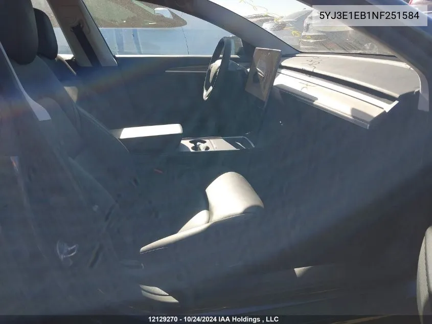 5YJ3E1EB1NF251584 2022 Tesla Model 3