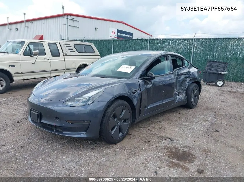 2023 Tesla Model 3 Rear-Wheel Drive VIN: 5YJ3E1EA7PF657654 Lot: 39700625