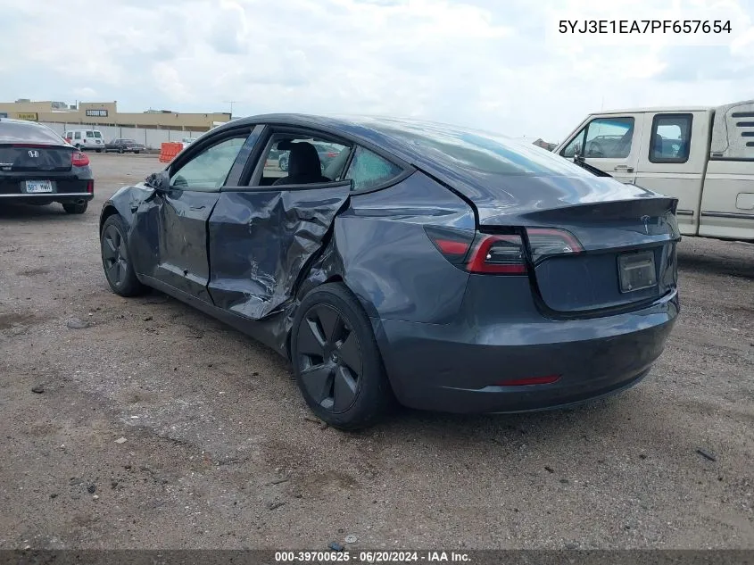 2023 Tesla Model 3 Rear-Wheel Drive VIN: 5YJ3E1EA7PF657654 Lot: 39700625