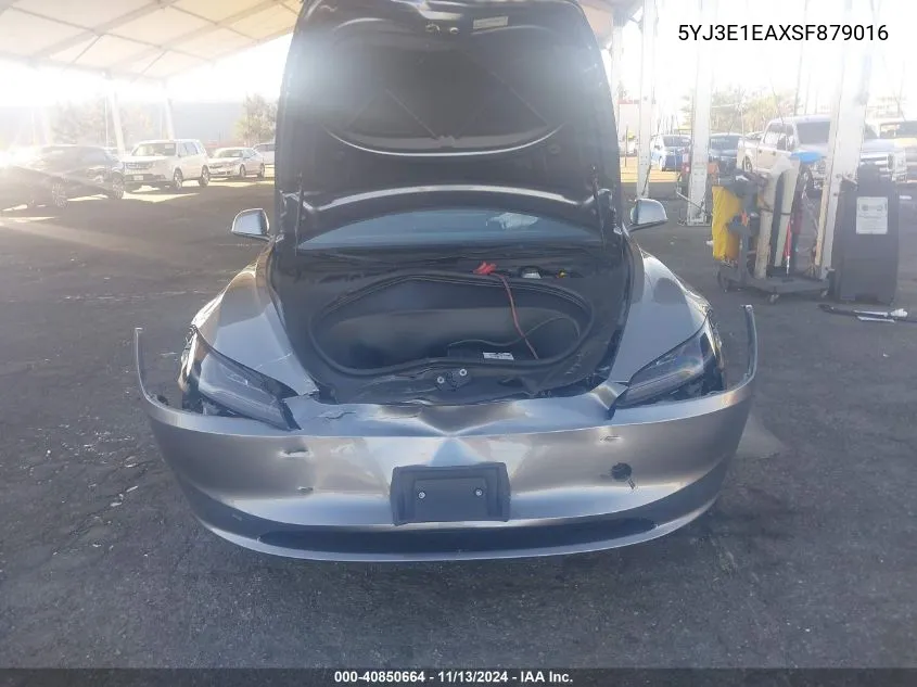 2025 Tesla Model 3 Long Range Rear-Wheel Drive VIN: 5YJ3E1EAXSF879016 Lot: 40850664