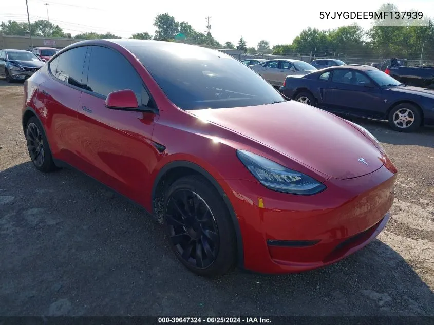 2021 Tesla Model Y Long Range VIN: 5YJYGDEE9MF137939 Lot: 39647324