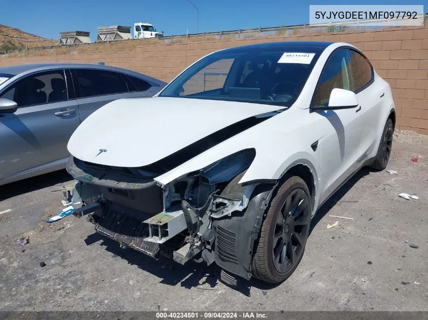 2021 Tesla Model Y Long Range Dual Motor All-Wheel Drive VIN: 5YJYGDEE1MF097792 Lot: 40234501