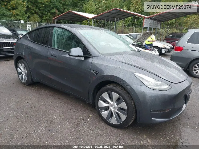 5YJYGDEE9MF253741 2021 Tesla Model Y