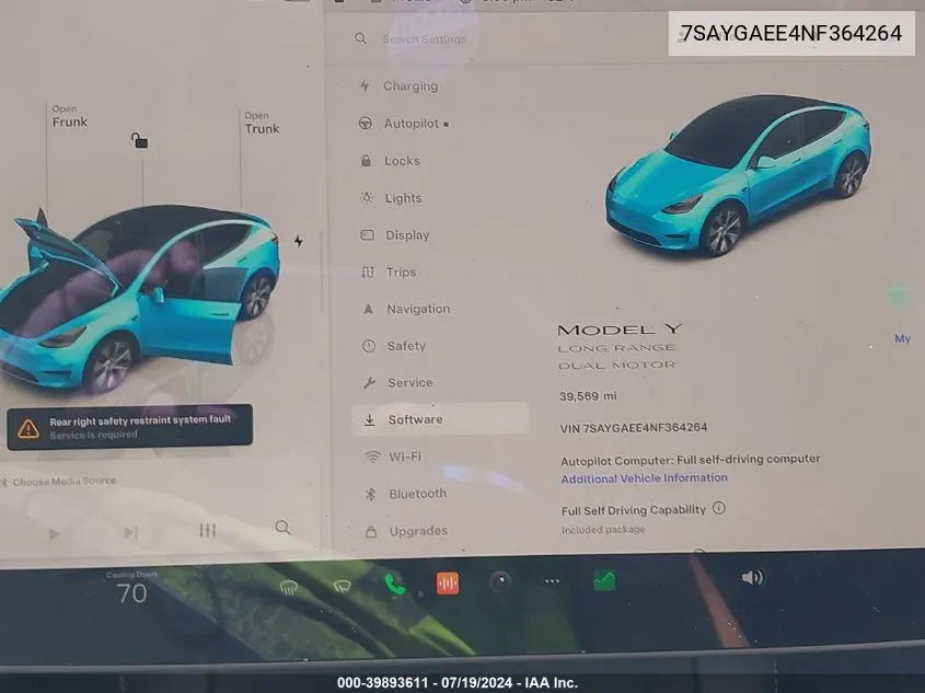 2022 Tesla Model Y Long Range Dual Motor All-Wheel Drive VIN: 7SAYGAEE4NF364264 Lot: 39893611