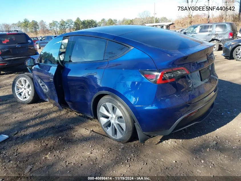 2022 Tesla Model Y Long Range Dual Motor All-Wheel Drive VIN: 7SAYGDEE5NF440642 Lot: 40898414