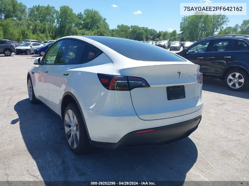 2023 Tesla Model Y Awd/Long Range Dual Motor All-Wheel Drive VIN: 7SAYGAEE2PF642162 Lot: 39252298