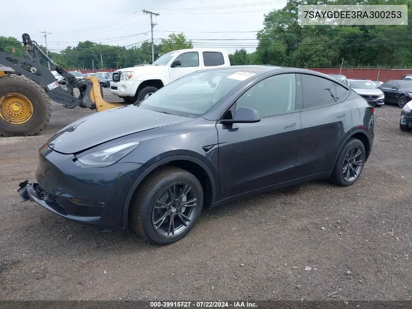 2024 Tesla Model Y Long Range Dual Motor All-Wheel Drive VIN: 7SAYGDEE3RA300253 Lot: 39915727