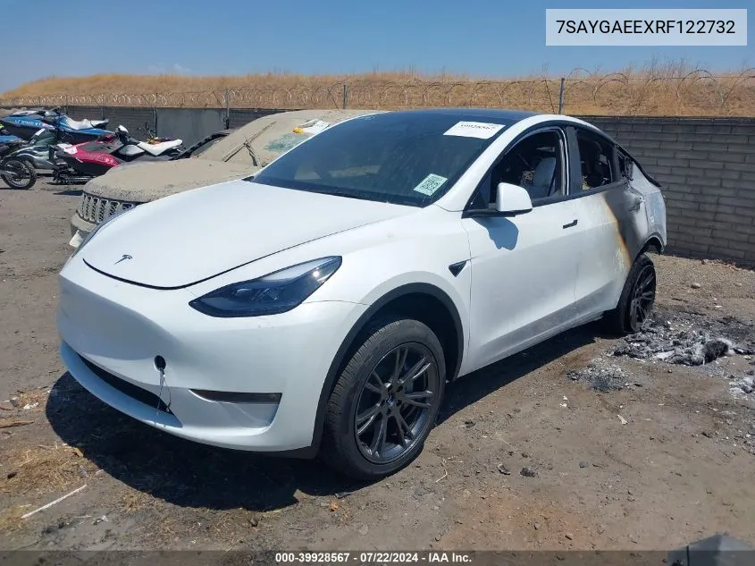 2024 Tesla Model Y Long Range Dual Motor All-Wheel Drive VIN: 7SAYGAEEXRF122732 Lot: 39928567