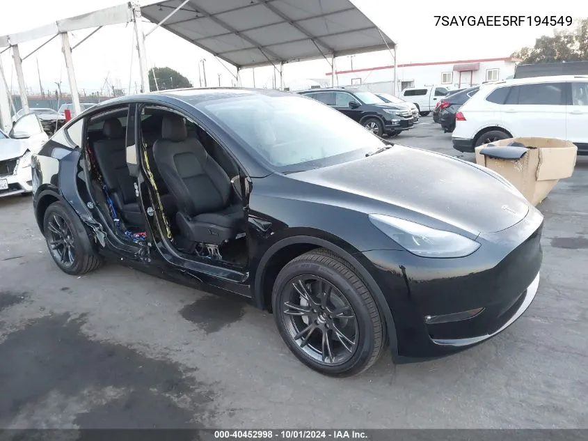 7SAYGAEE5RF194549 2024 Tesla Model Y